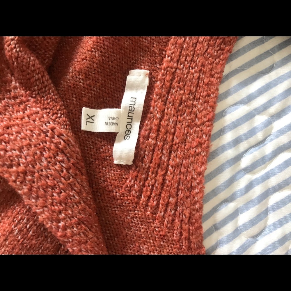 Sweater - Picture 2 of 4